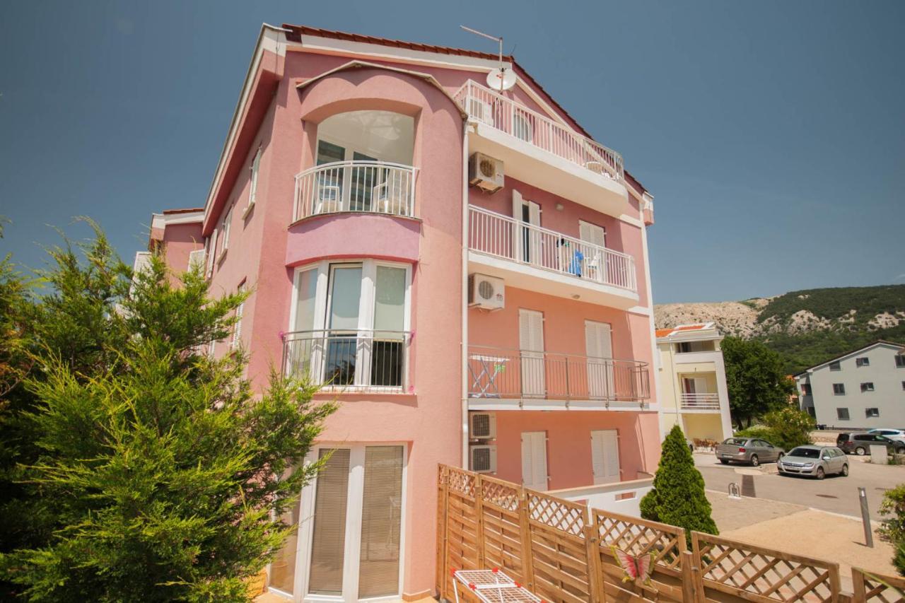 Apartments Lovorka Baska  Ngoại thất bức ảnh